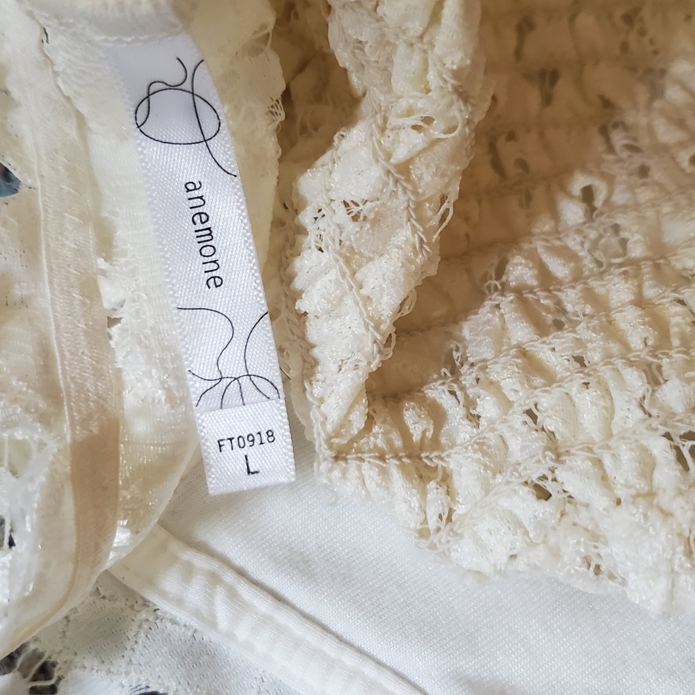 Anemone Cream Lace Bralette Size Large - Picture 3 of 3